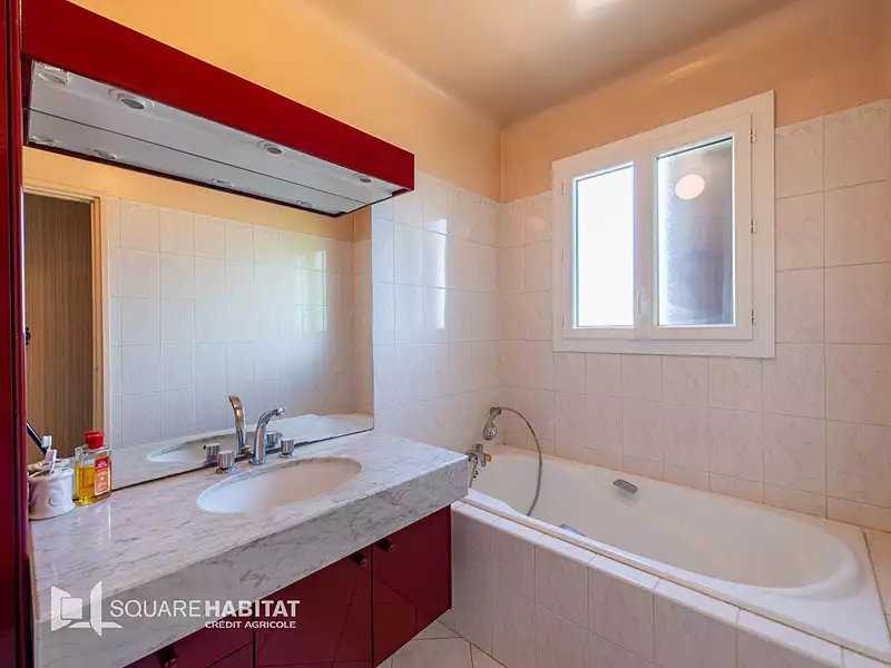 Maison, 190 m²