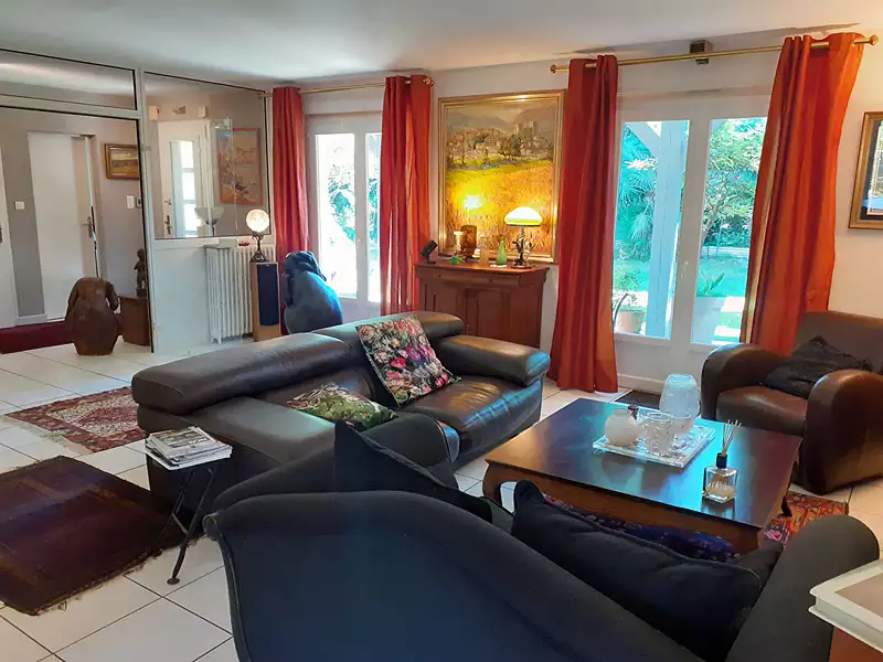 Maison, 215 m²