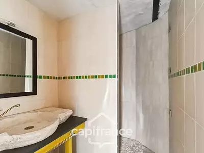 Maison, 330 m²