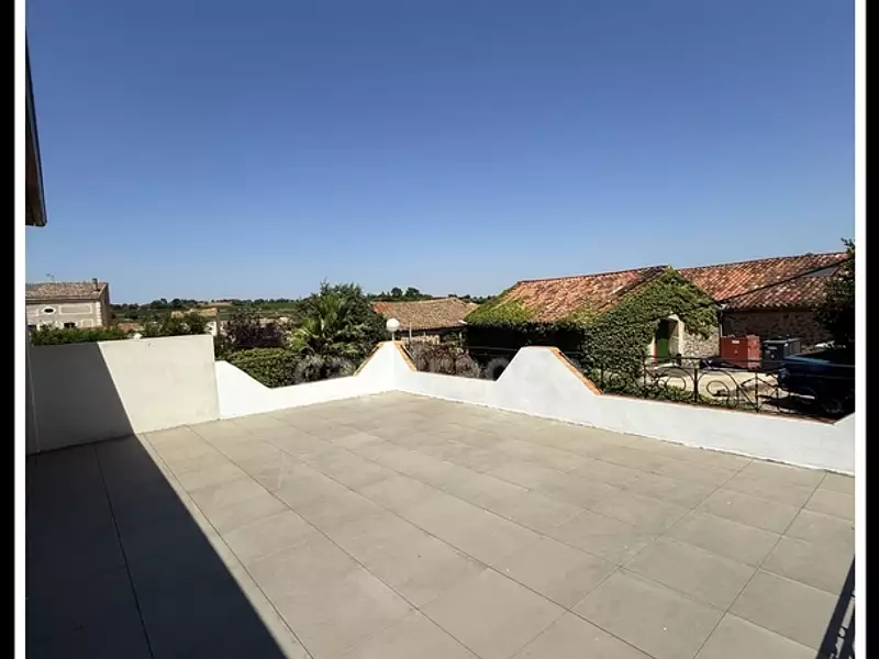 Maison, 250 m²