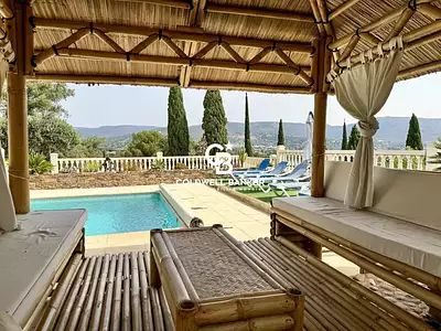Maison, 360 m²