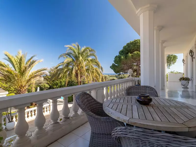 Maison, 338 m²