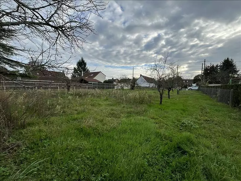 Terrain, 2 004 m²