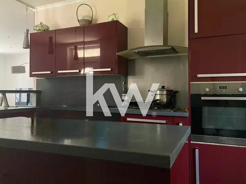 Maison, 106 m²