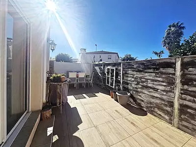 Maison, 94 m²