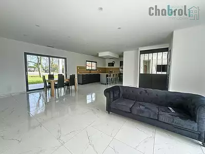 Maison, 136 m²