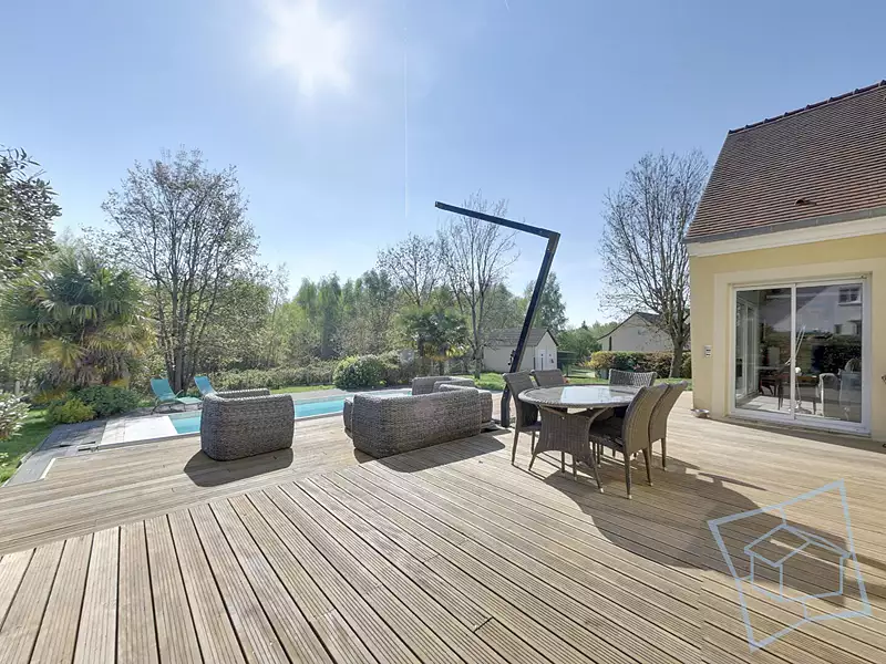 Maison, 205 m²