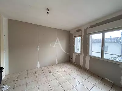 Immeuble, 90 m²
