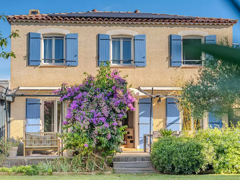 Maison, 199 m²