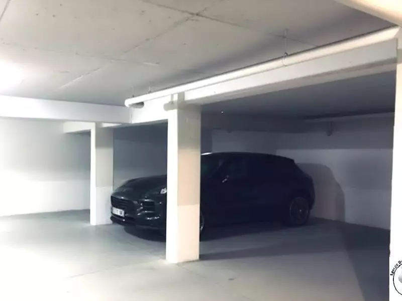 Parking, 12 m²