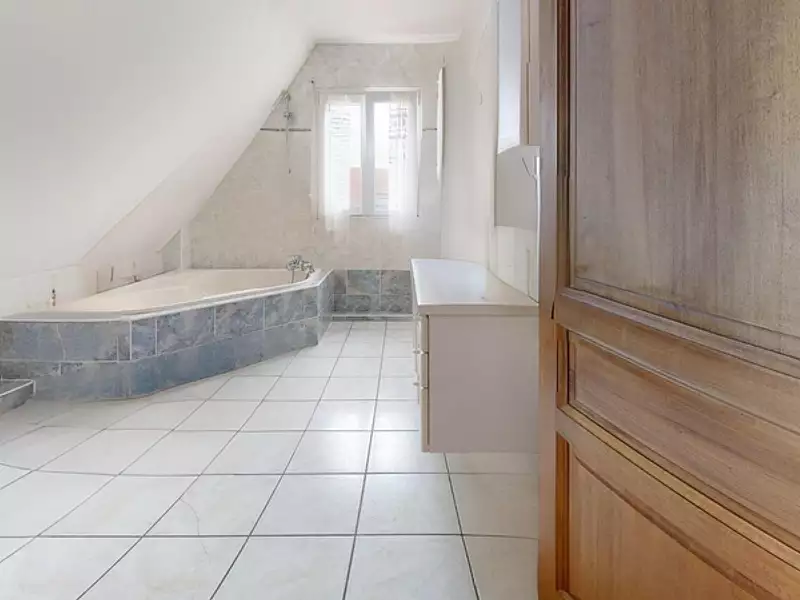 Maison, 140 m²