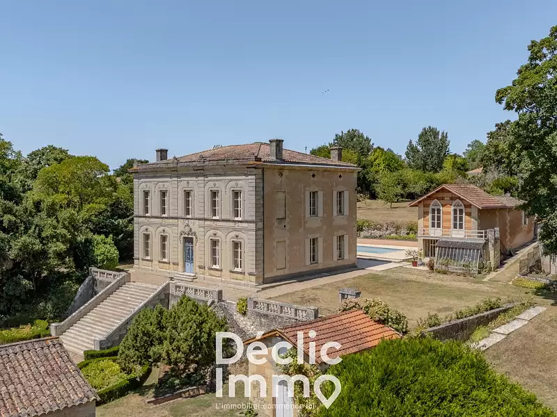 Maison, 484 m²