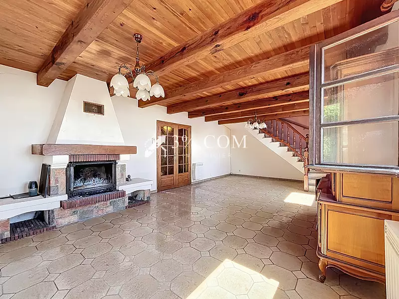 Maison, 165 m²