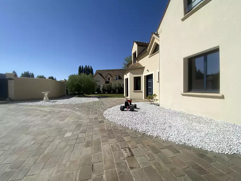 Maison, 167 m²