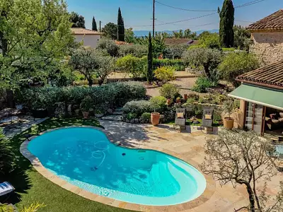 Maison, 166 m²