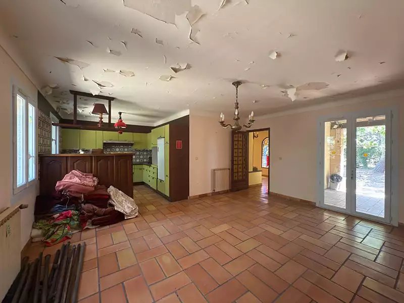 Maison, 240 m²