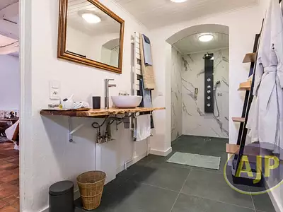 Maison, 220 m²