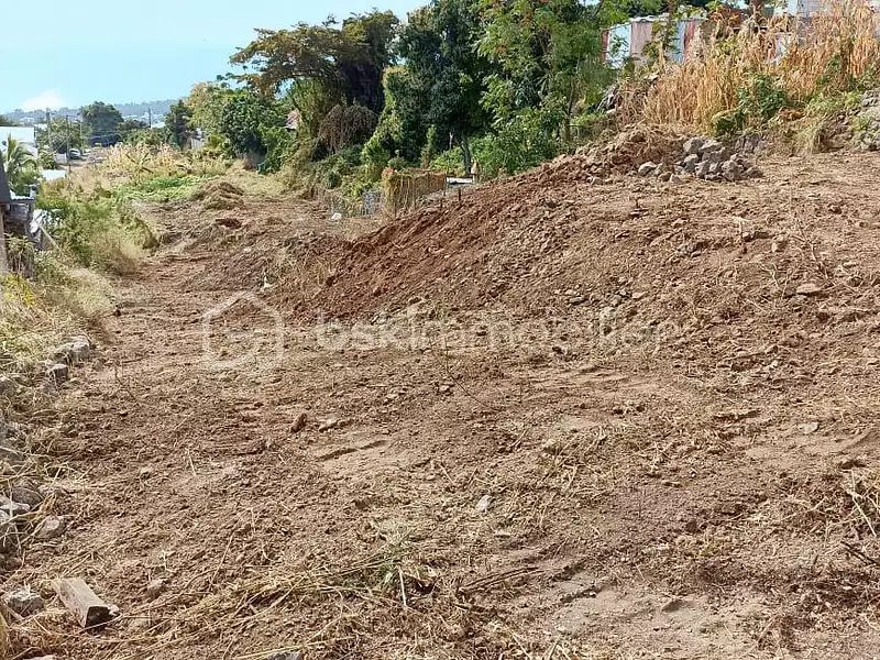 Terrain, 3 309 m²