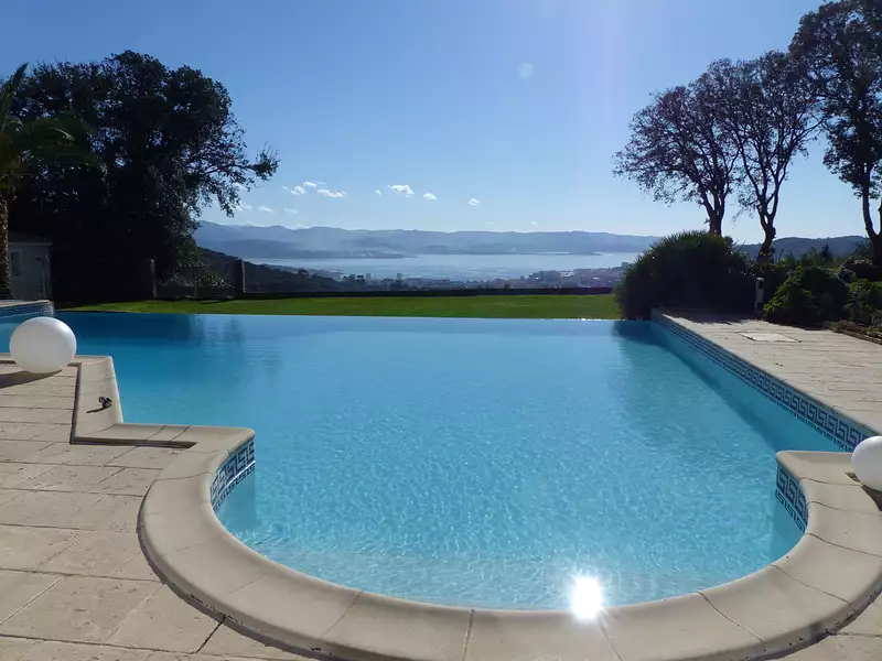 Maison, 328 m²