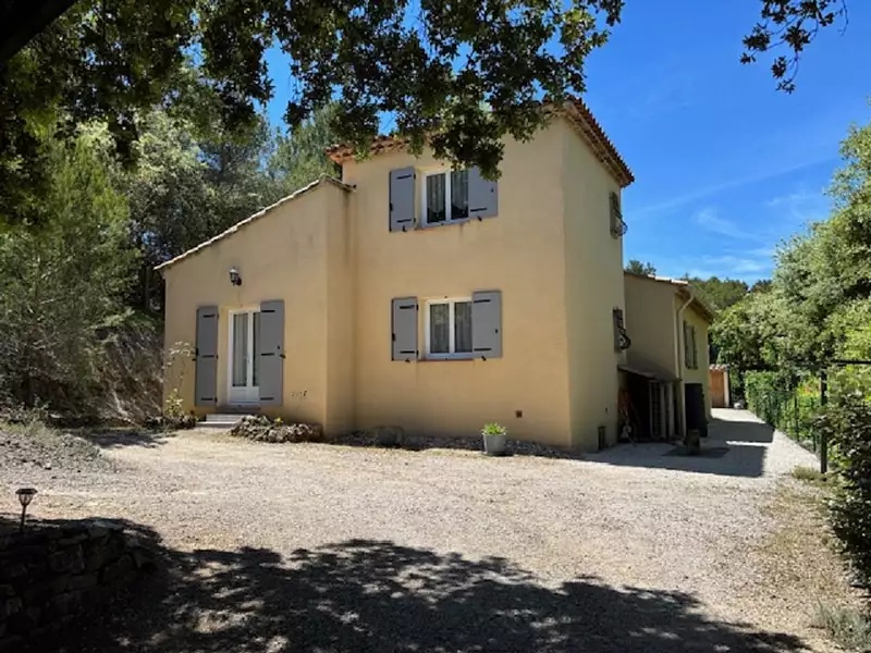 Maison, 122 m²