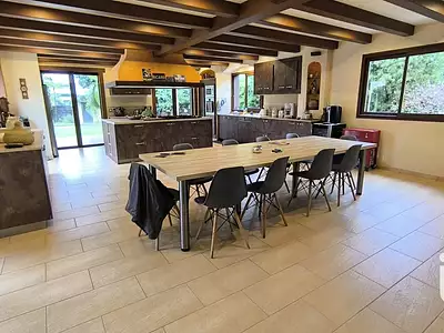 Maison, 220 m²