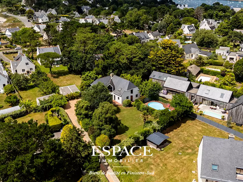 Maison, 169 m²