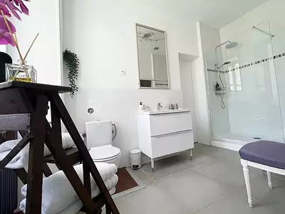Maison, 700 m²
