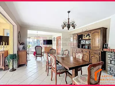 Maison, 99 m²