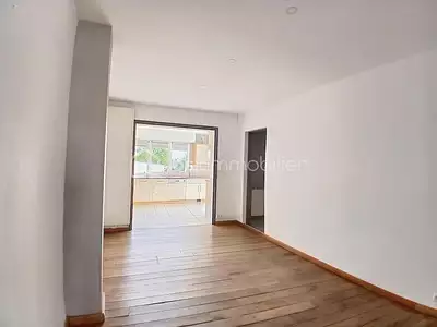 Maison, 228 m²