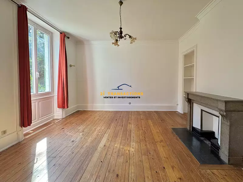 Maison, 285 m²