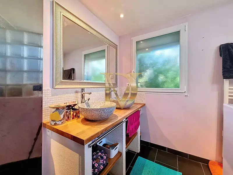 Maison, 148 m²