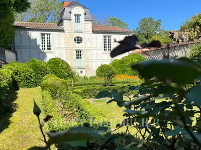 Maison, 426 m²