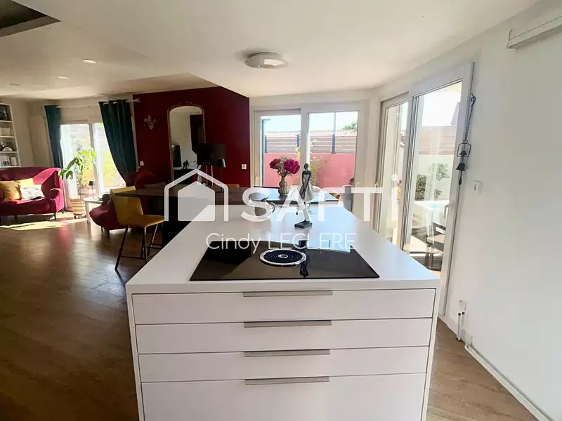 Maison, 160 m²
