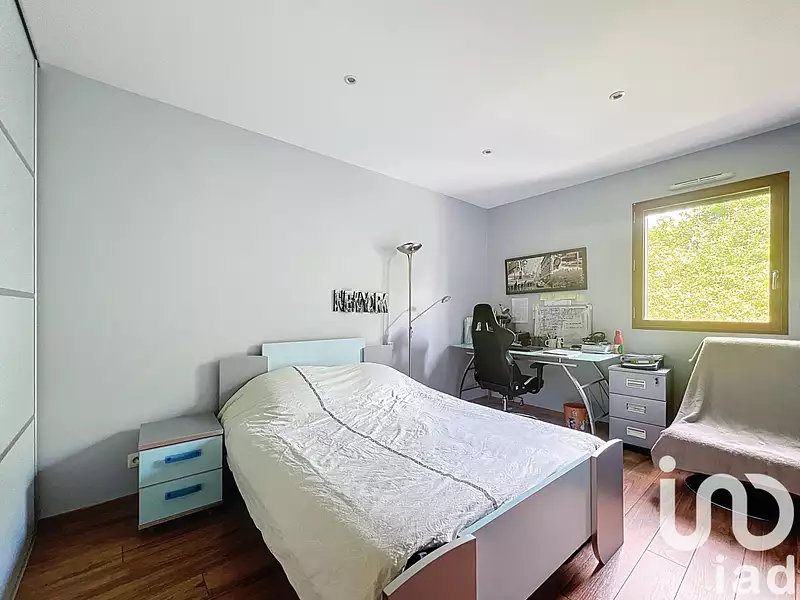 Maison, 215 m²
