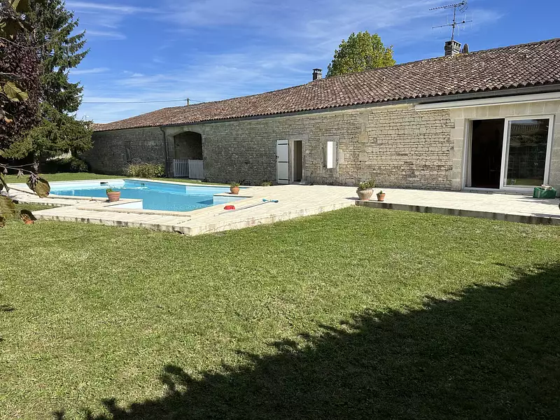 Maison, 340 m²