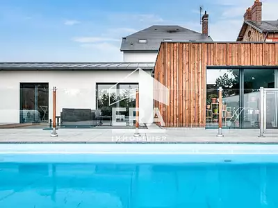 Maison, 381 m²