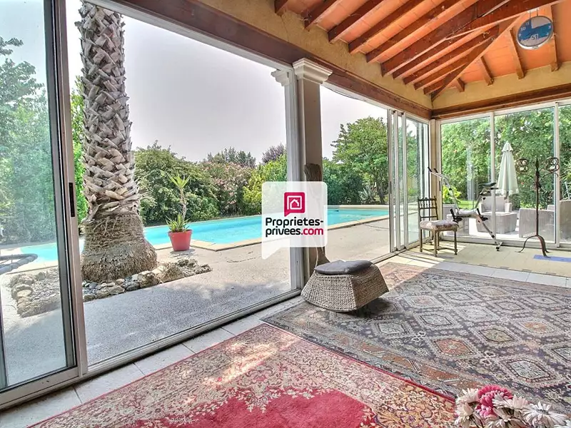 Maison, 230 m²