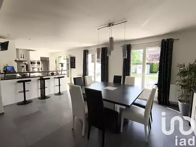 Maison, 163 m²