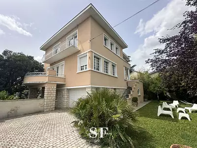 Maison, 310 m²
