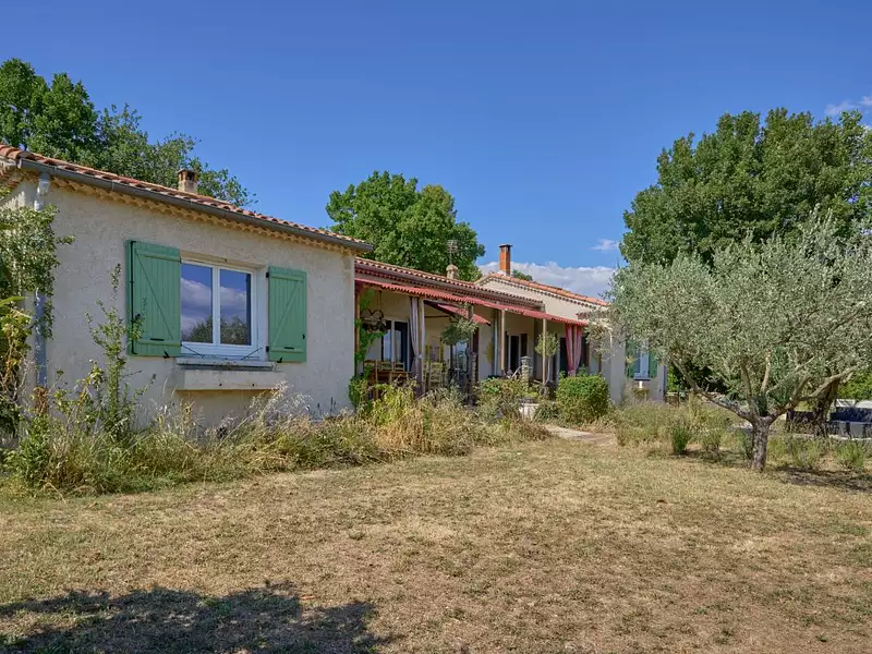 Maison, 147 m²