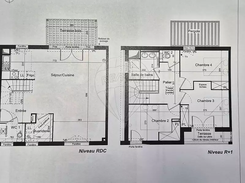 Maison, 94 m²