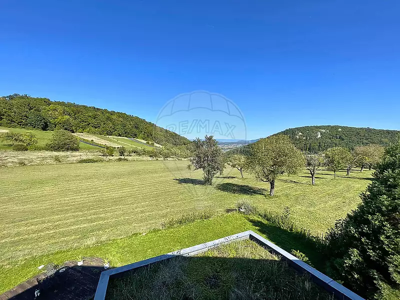 Maison, 240 m²