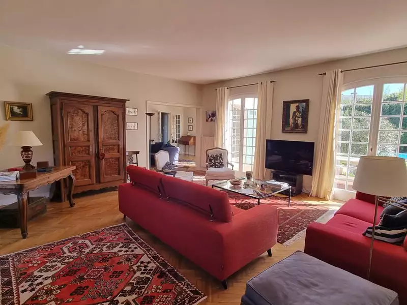Maison, 233 m²