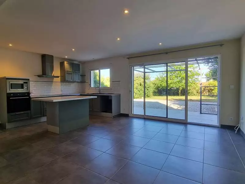 Maison, 140 m²