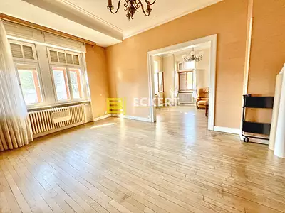 Maison, 239 m²
