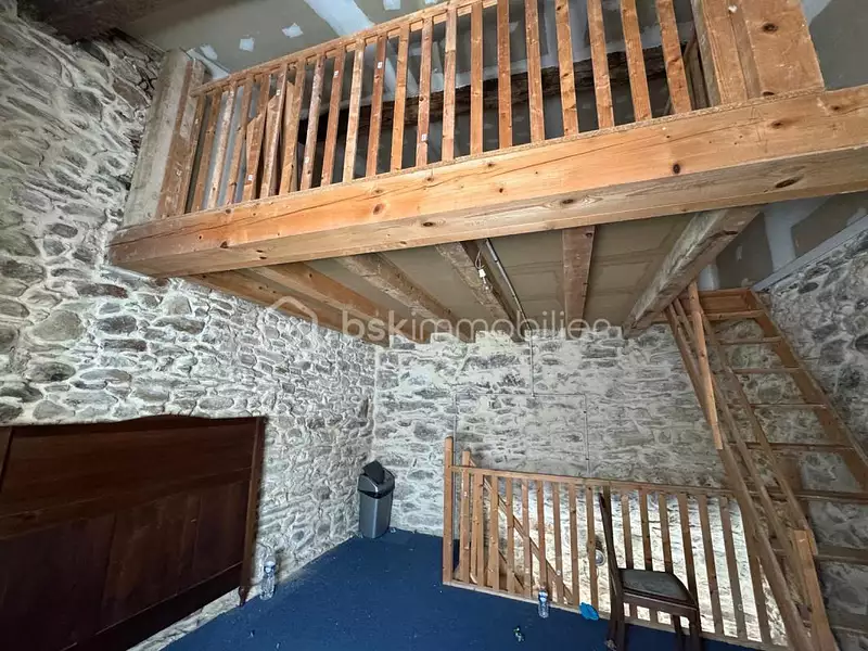 Maison, 167 m²