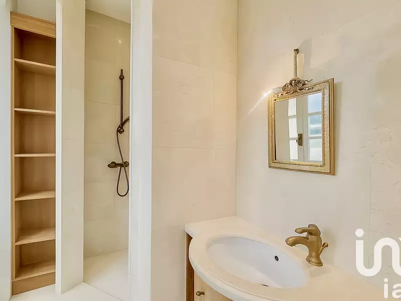 Maison, 283 m²