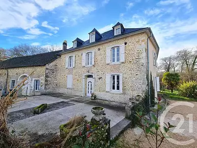 Maison, 256 m²
