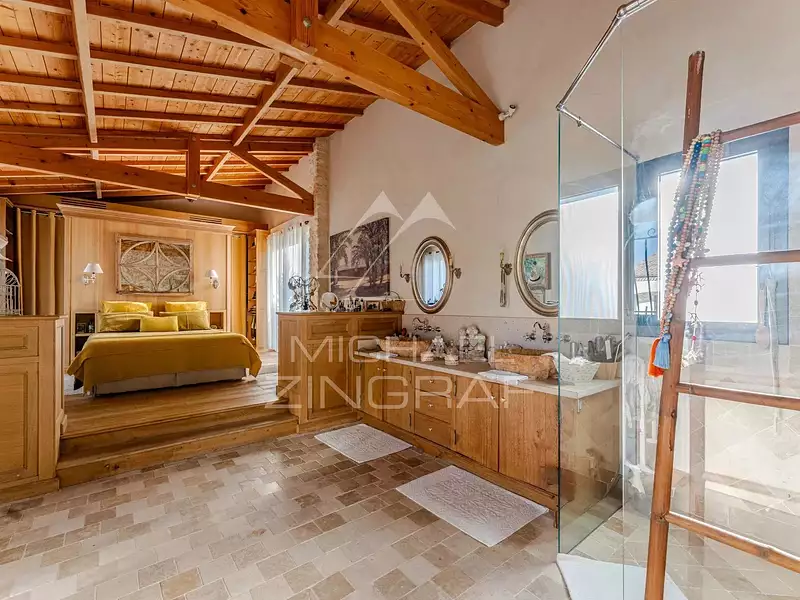 Maison, 388 m²