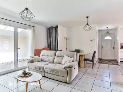 Maison, 93 m²